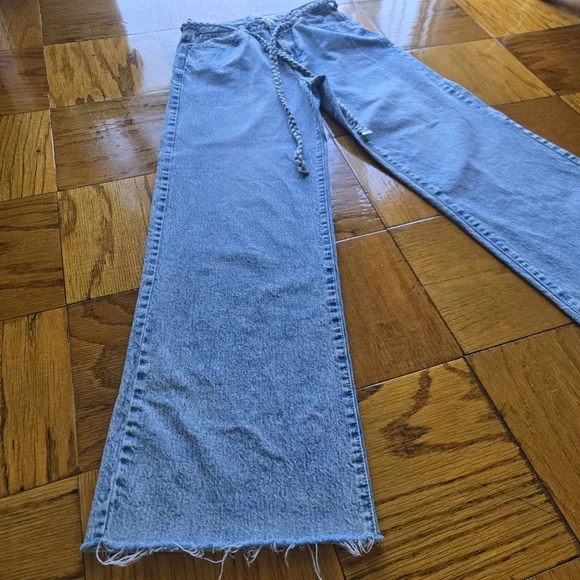 Kensie "The Carla" High-Rise Wide Leg Jeans w/ Removable Braided Belt | Size 2/2 - Picture 8 of 16